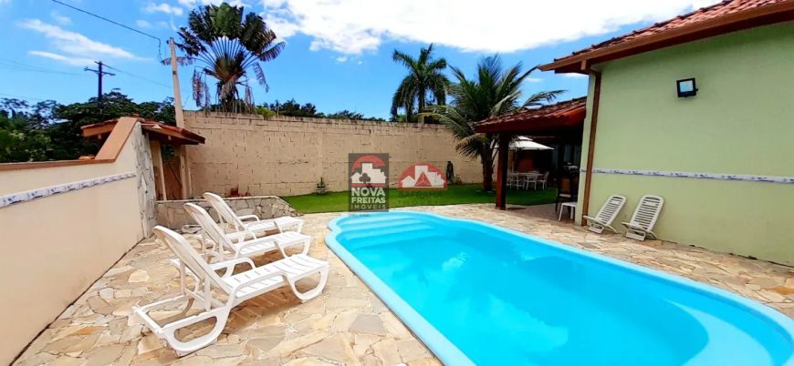 Encantadora Casa de Praia com jardim, lazer, piscina, e Sustentabilidade e Conforto a 350m da Praia
