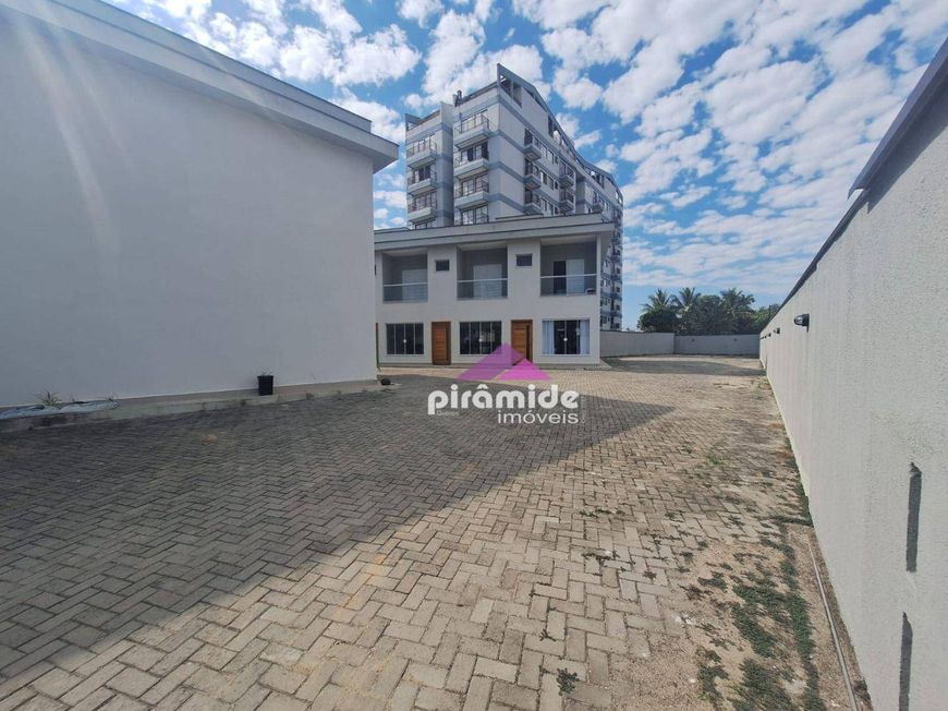 Casa com 2 dormitórios à venda, 72 m² por R$ 480.000,00 - Massaguaçu - Caraguatatuba/SP