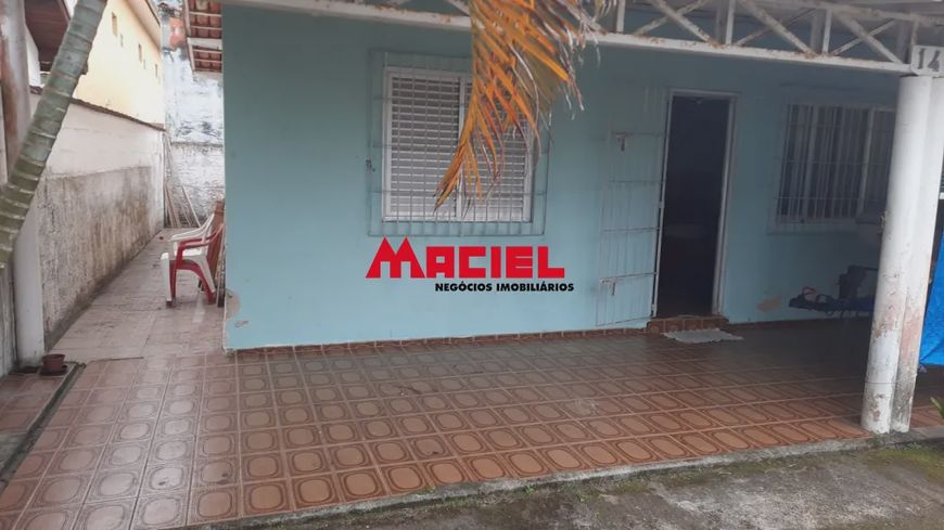 Casa Padrão em Caraguatatuba