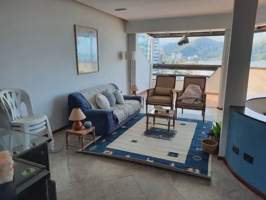 Cobertura Duplex pé na areia,133 m² com 3 quartos sendo 2 suítes na Prainha - Caraguatatuba - SP