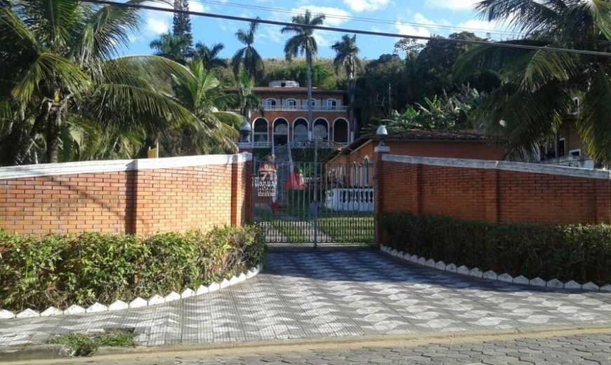 Casa Padrão em Caraguatatuba