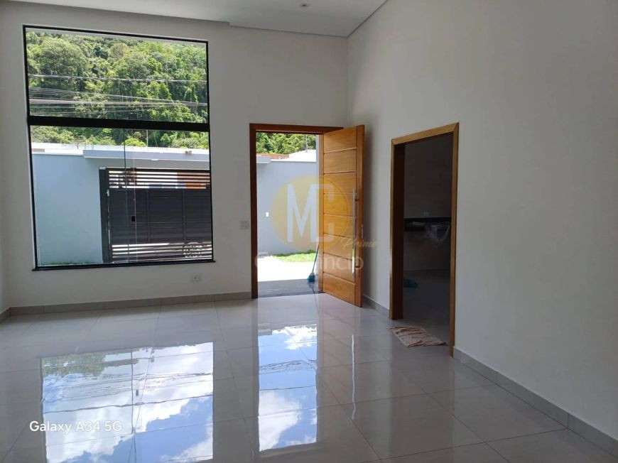 CASA NOVA A VENDA NO BAIRRO MASSAGUAÇU EM CARAGUATATUBA - SP