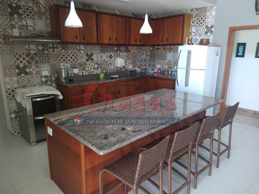 VENDE-SE | SOBRADO | PRAIA DAS PALMEIRAS.