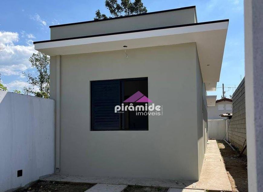 Casa com 2 dormitórios à venda, 63 m² por R$ 320.000,00 - Balneário dos Golfinhos - Caraguatatuba/SP