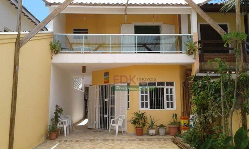 Sobrado com 3 dormitórios à venda, 270 m² por R$ 680.000,00 - Massaguaçu - Caraguatatuba/SP