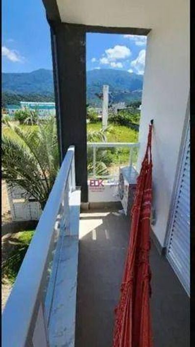 Sobrado com 2 dormitórios à venda, 199 m² por R$ 689.000 - Massaguaçu - Caraguatatuba/SP