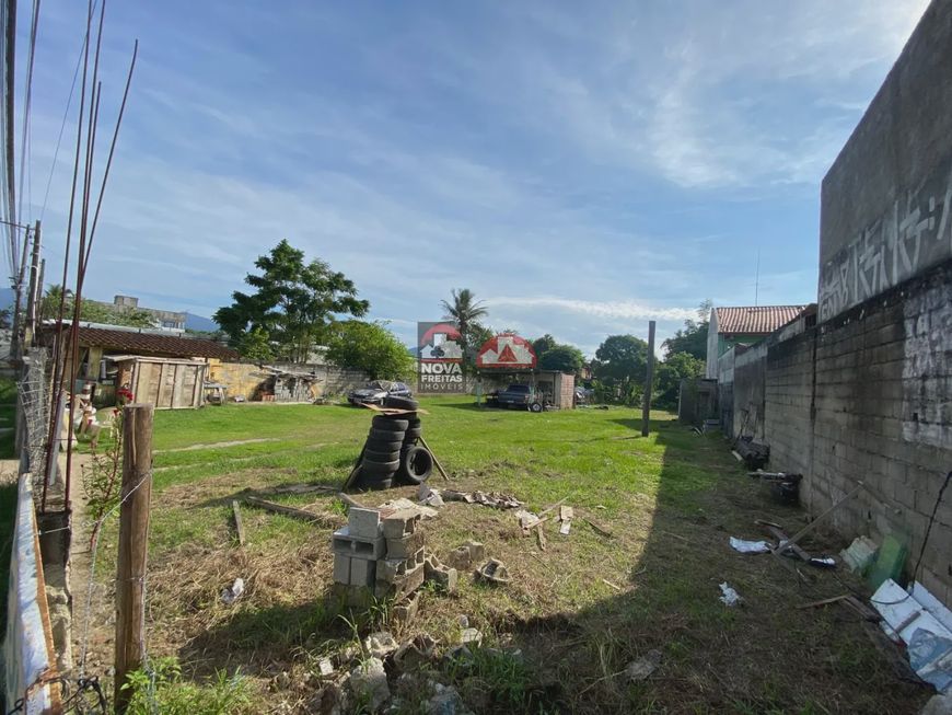 Terreno com Grande Potencial para Empreendimento em Porto Novo, Caraguatatuba
