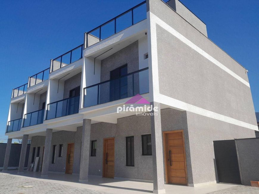 OPORTUNIDADE na Praia do Massaguaçu, casa NOVA com 2 dormitórios / 2 SUÍTES /varanda e terraço à ven