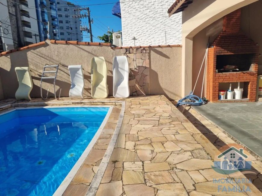 EXCELENTE IMÓVEL PRÓXIMO AO MAR LOCALIZADO NO BAIRRO PRAINHA EM CARAGUATATUBA!!