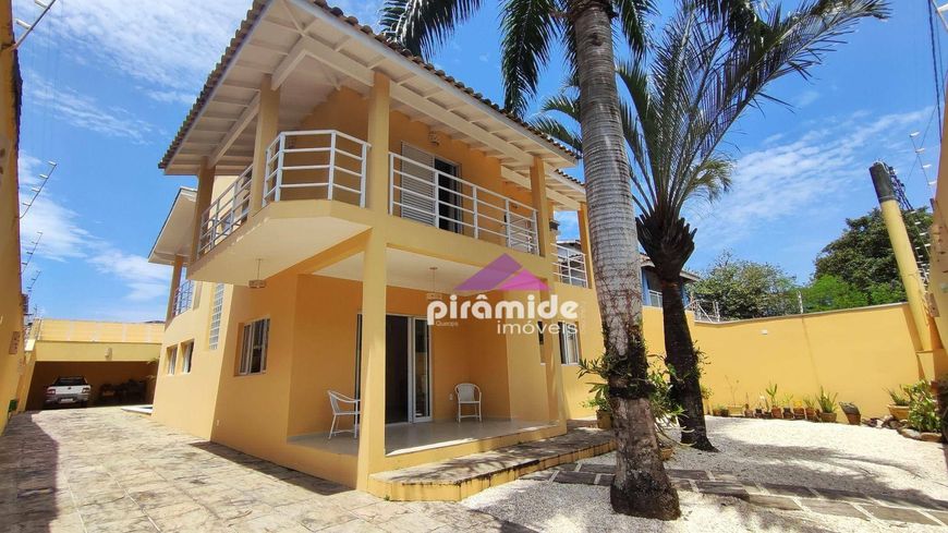 Casa com 4 dormitórios à venda, 417 m² por R$ 2.500.000,00 - Jardim Primavera - Caraguatatuba/SP
