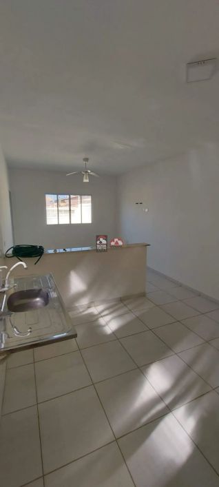 Casa no Balneário dos Golfinhos.