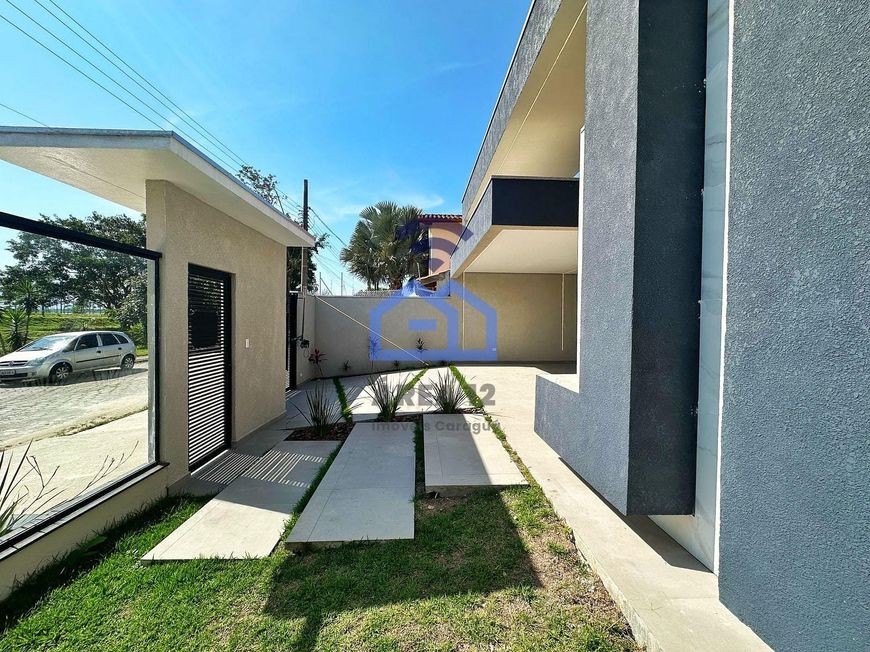 Linda casa, construída com um acabamento impecável, projeto moderno e exclusivo - 3 dormitórios - n
