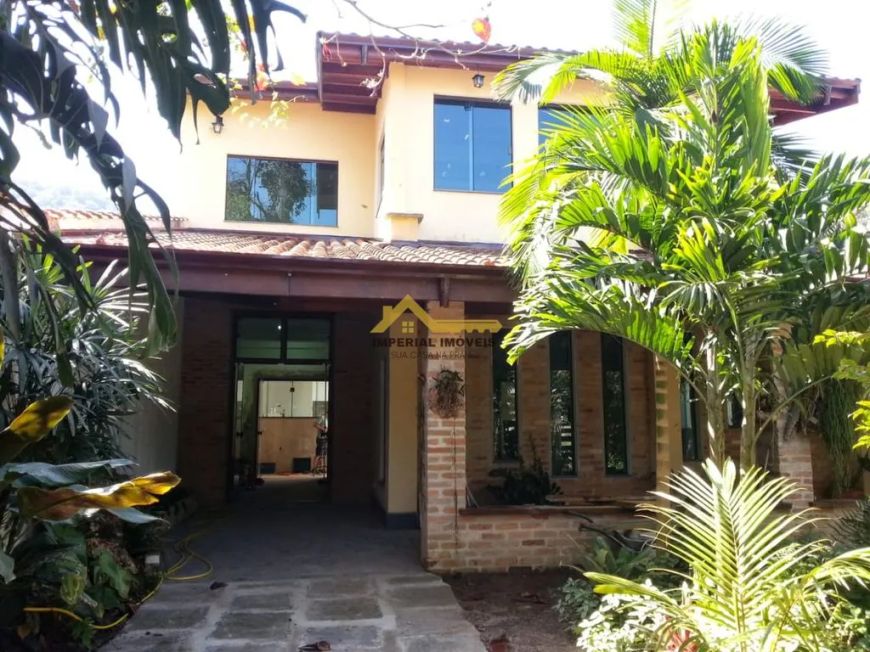 À VENDA - CASA 3 DORMITÓRIOS NA MARTIM DE SÁ - CARAGUATATUBA/SP