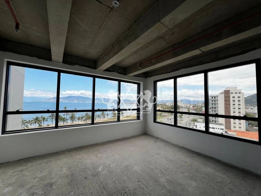 Sala comercial à venda c/48m2 com vista mar espetacular no Centro, Caraguatatuba, SP