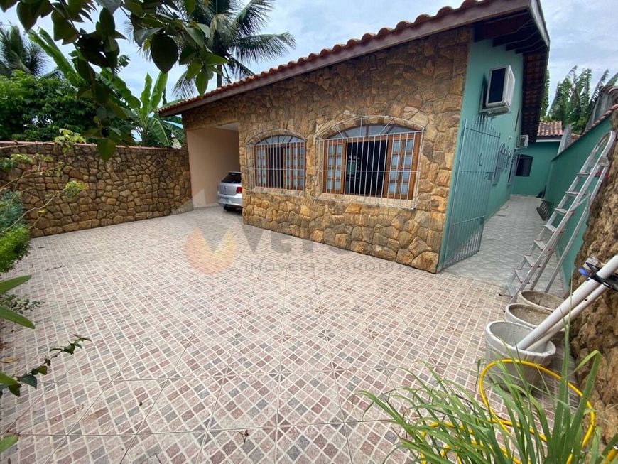 Casa com 3 dormitórios à venda, 125 m² por R$ 590.000,00 - Balneário dos Golfinhos - Caraguatatuba/S