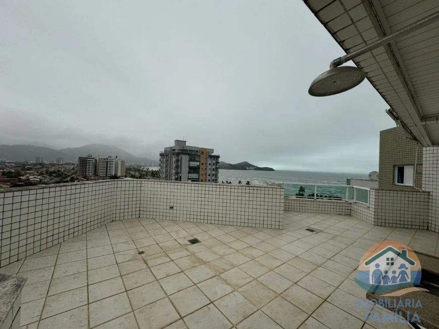 EXCELENTE COBERTURA DUPLEX COM VISTA PARA O MAR LOCALIZADA NO BAIRRO INDAIÁ EM CARAGUATATUBA!!