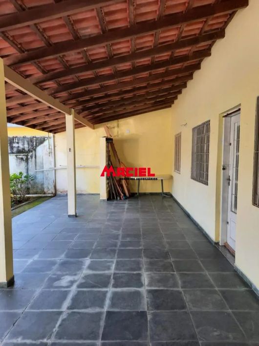 Casa Padrão em Caraguatatuba