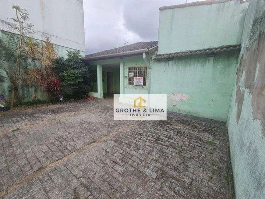 Oportunidade única. Casa no centro de Caraguatatuba