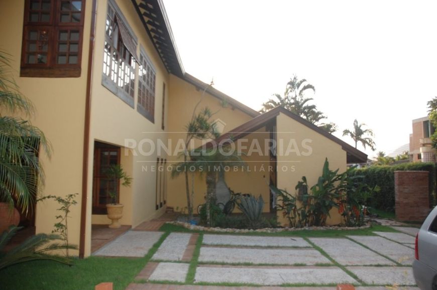 Vendo casa em condomínio na Praia Martim de Sá Caraguatatuba