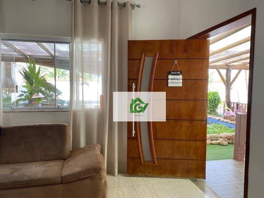 Sobrado com 4 dormitórios à venda, 272 m² por R$ 900.000,00 - Porto Novo - Caraguatatuba/SP