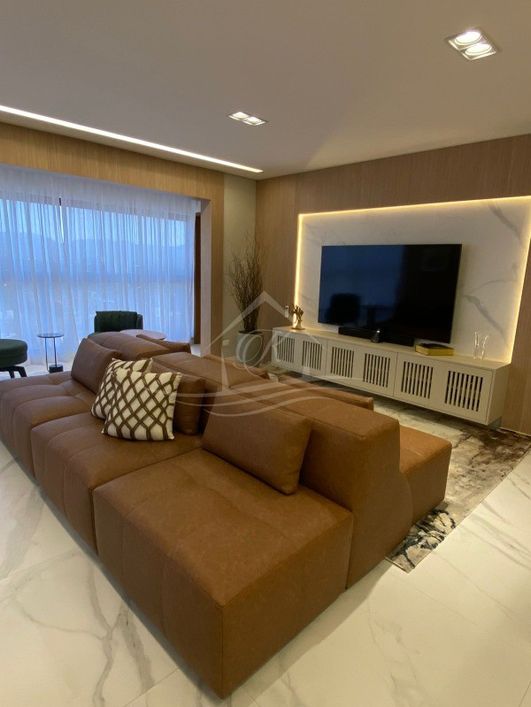 Apartamento frente mar para venda no Jardim Aruan em Caraguatatuba