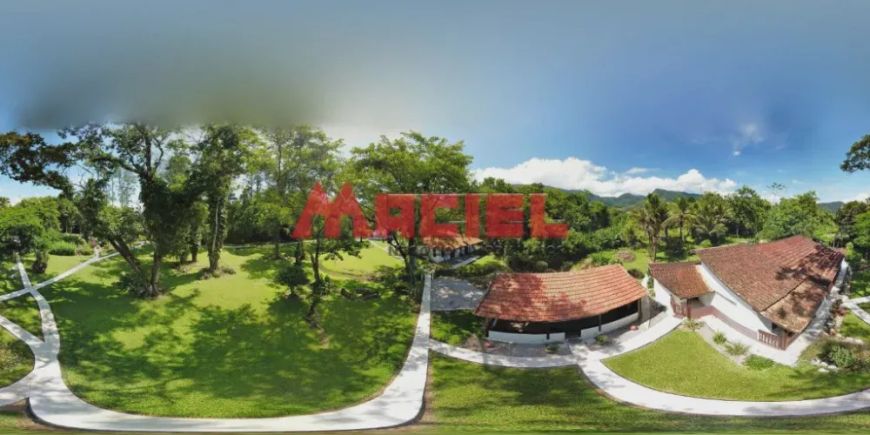 Imóvel para venda possui 1000 metros quadrados com 4 quartos em Pegorelli - Caraguatatuba - SP