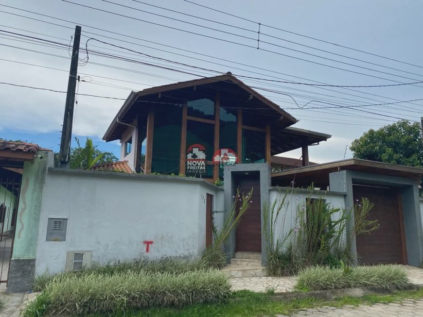 Casa Padrão em Caraguatatuba