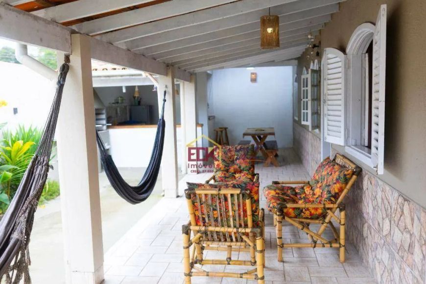 Casa com 3 dormitórios à venda, 160 m² por R$ 480.000 - Sumaré - Caraguatatuba/SP