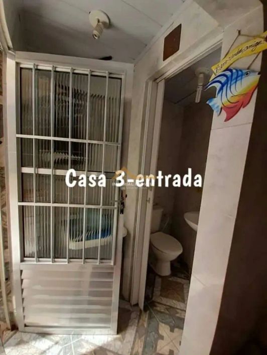 À VENDA - 3 CASAS NO TINGA - CARAGUATATUBA/SP