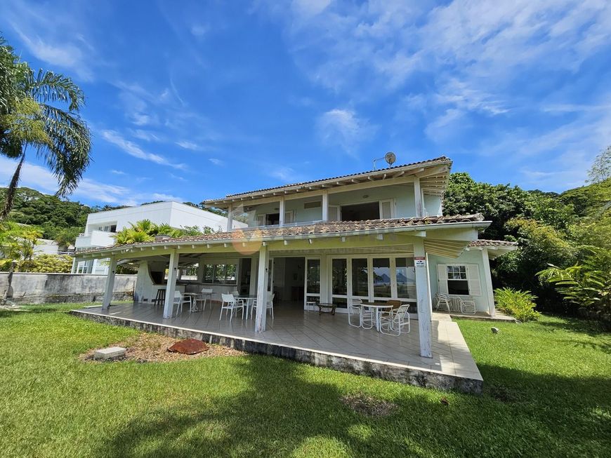 Casa com 3 dormitórios à venda, 255 m² por R$ 5.000.000 - Praia Cocanha - Caraguatatuba/SP