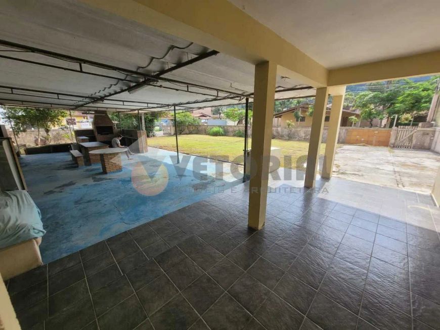 Sobrado com 3 dormitórios à venda, 288 m² por R$ 750.000 - Massaguaçu - Caraguatatuba/SP