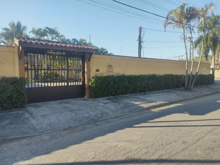 Casa 2 quartos 1 suíte no Jardim Britânia - Caraguatatuba - SP