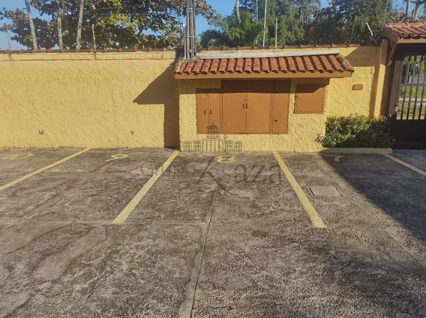 Casa 2 quartos 1 suíte no Jardim Britânia - Caraguatatuba - SP