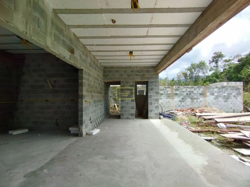Casa em fase de acabamento à Venda no Condomínio Mar Verde