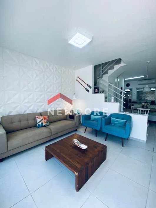 Casa de condomínio em Rua N - Balneário Gardem Mar - Caraguatatuba/SP