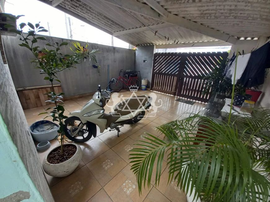 EXCELENTE CASA À VENDA | TERRENO 125M² | NO BAIRRO BARRANCO ALTO| 2 DORMITÓRIOS | 1 VAGA |CARAGUATA