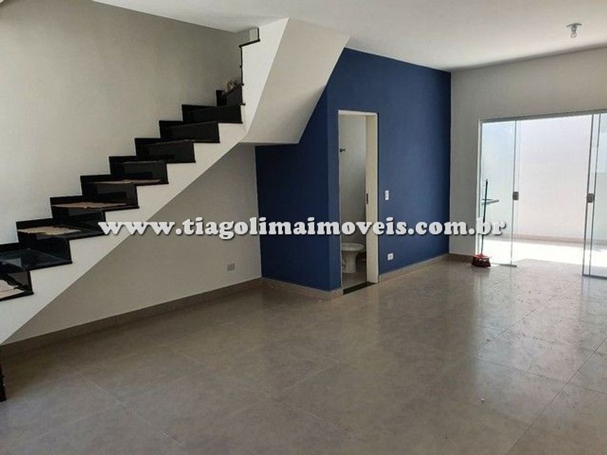 Sobrado Novo em Condomínio com 02 Suítes e Closet - Pontal de Santa Marina - Caraguatatuba - SP