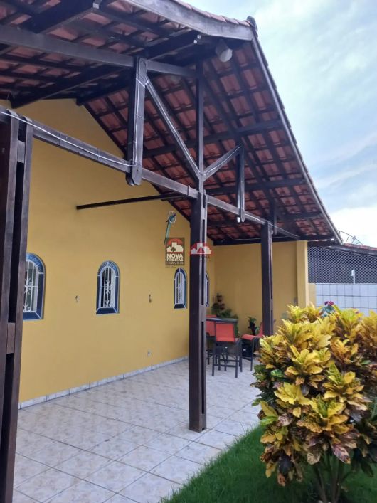 Imóvel bem localizado, proximo a praia das Palmeiras.