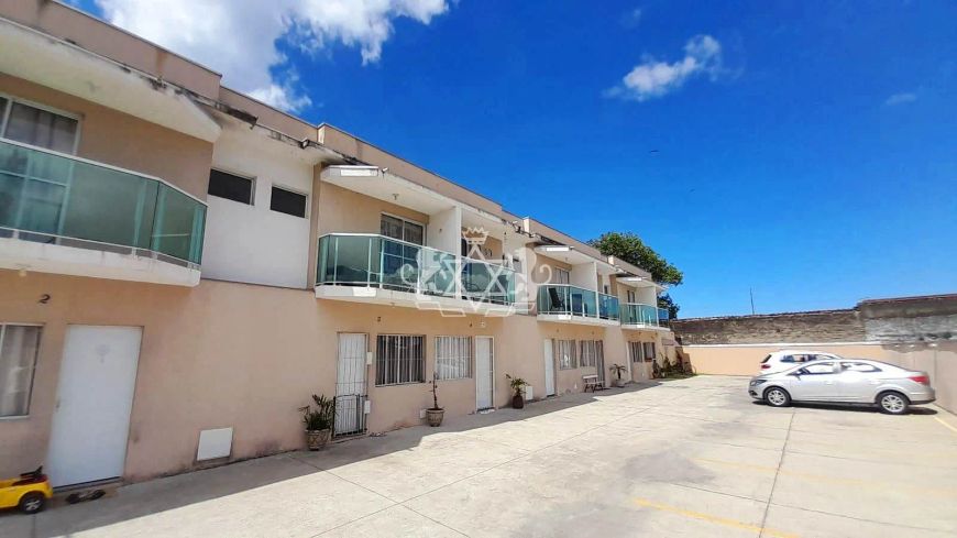 OPORTUNIDADE DE SOBRADO À VENDA, 50 METROS DA PRAIA, C/ 98 M2, 2 VAGAS DE GARAGEM, NO BAIRRO DO POR