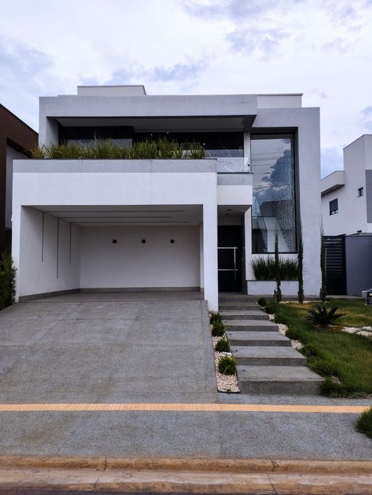 Vendo casa em condomínio jardins capri com 3 quartos suítes em senador canedo