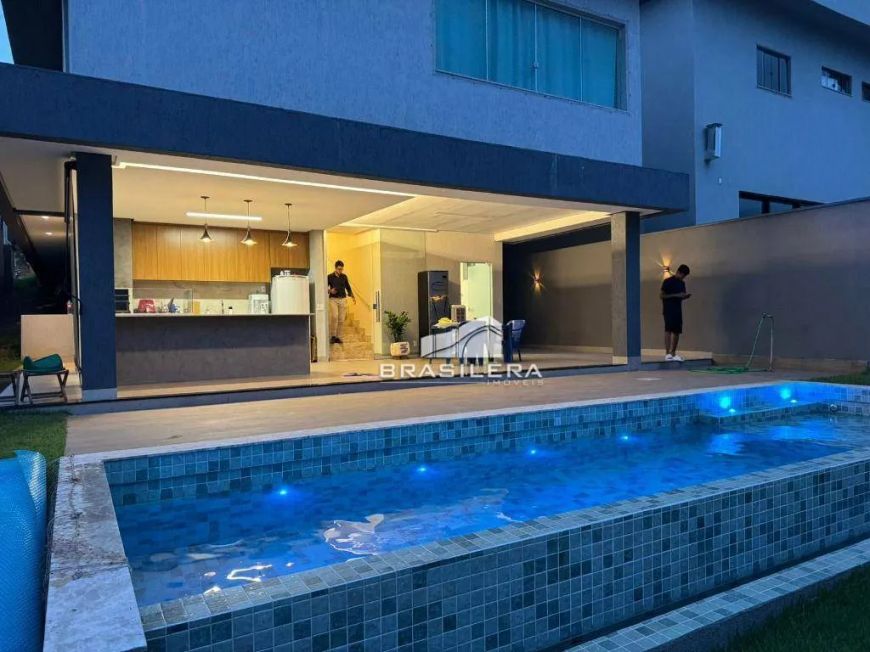 Casa com 5 dormitórios à venda, 260 m² por R$ 1.950.000 - Residencial Vale Verde - Senador Canedo/GO