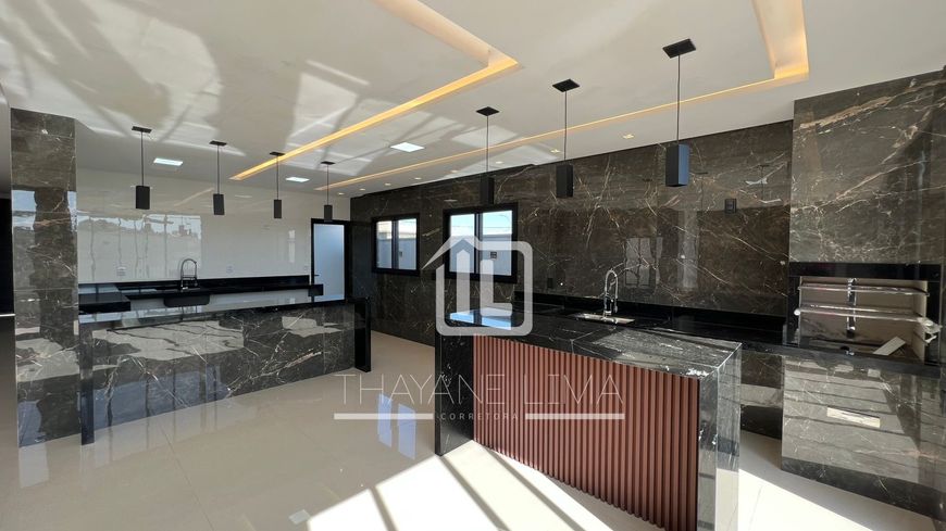 Casa de condomínio sobrado para venda com 250 metros quadrados com 4 quartos