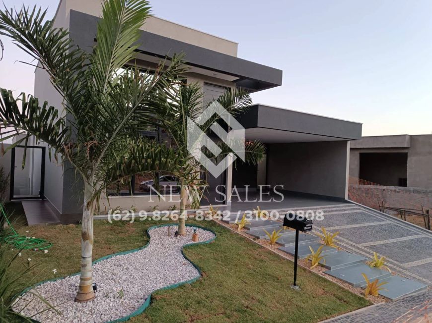Mega Oportunidade!!! Casa com 3 Suítes sendo uma Master - Jardins Napoles