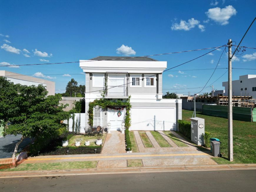Sobrado Estilo Neoclássico, Terras Alpha 2, 5 suítes plenas, 1 master Casa em Condomínio com 5 Quart