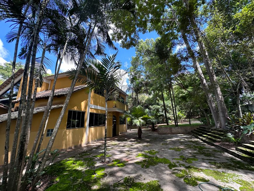 Chácara em Senador Canedo com 13.700m²