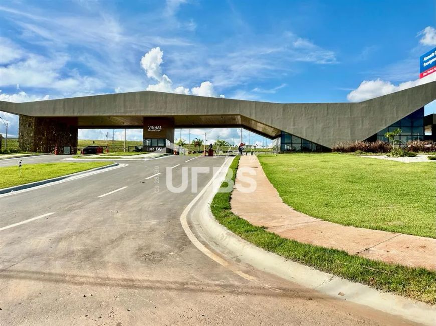Lote no Vinhas Flamboyant - Residencial Marília