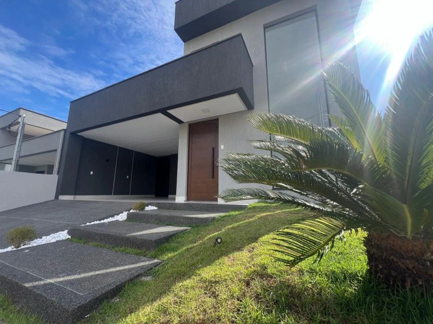 Sobrado com 4 suítes à venda, 227m² por R$ 1.990.000,00- Localizado no Jardins Barcelona