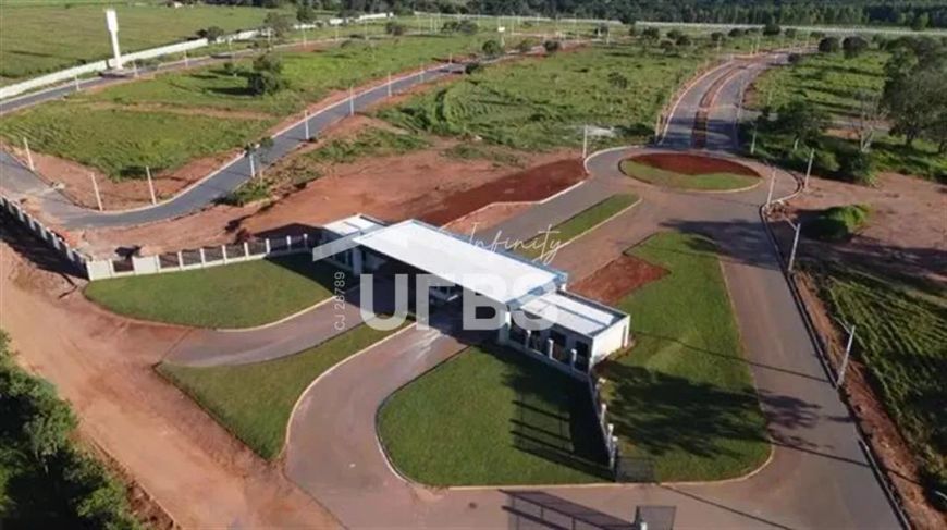 LOTE CONDOMININO VILLA ROMANA - PROXIMO A PORTARIA - SAIDA GO-020