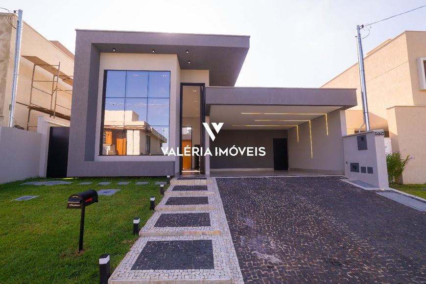 Casa para venda com 156 metros quadrados com 3 quartos em Jardins Barcelona - Senador Canedo - GO
