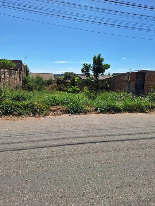 Lote no Residencial Flor do Ipê II Lote à Venda, 250 por R$ 110.000 no setor Residencial Flor do Ipê